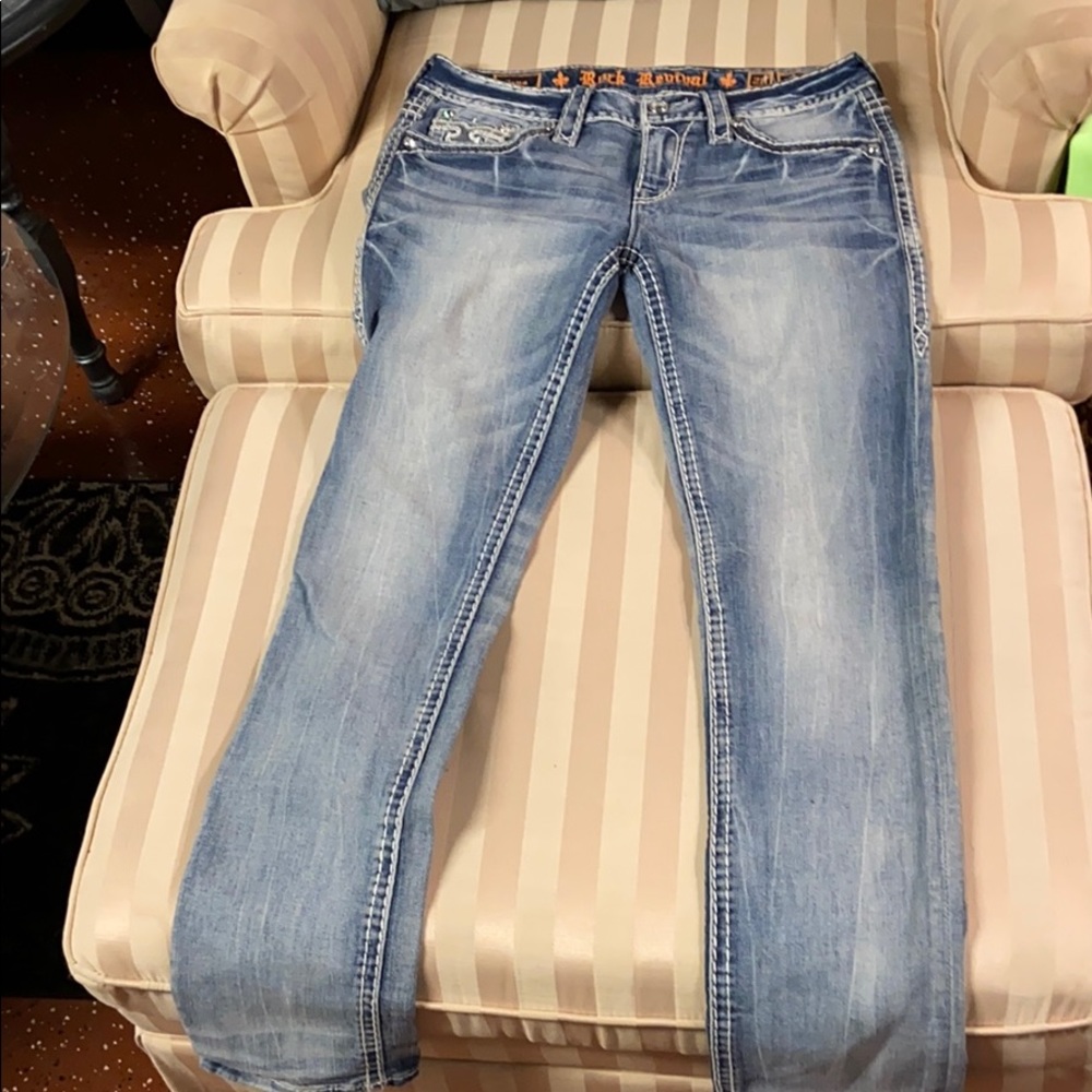 Rock revival straight leg jeans.